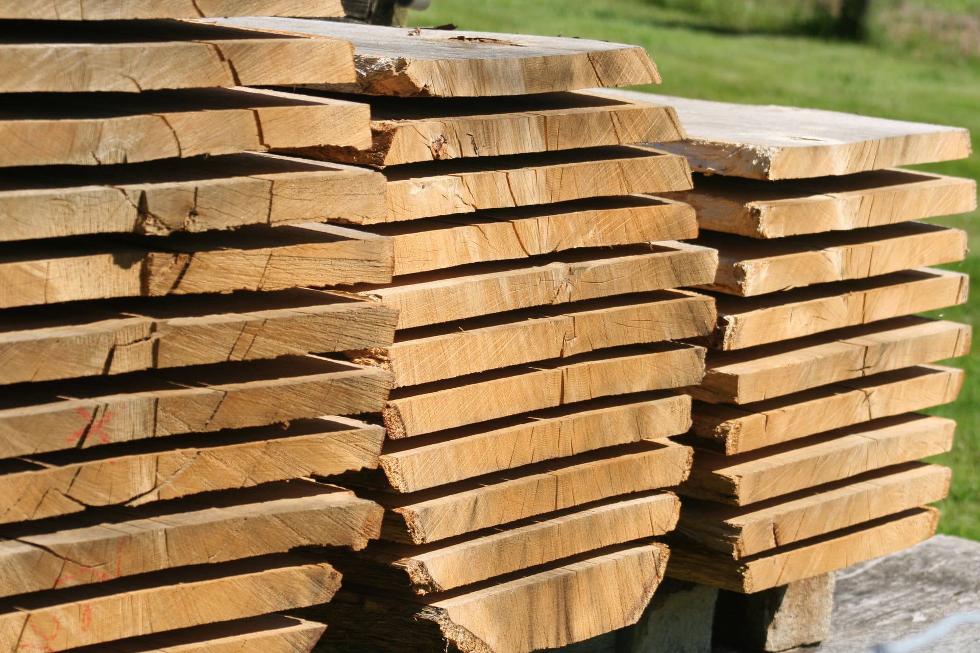 How long does it take for wood to dry before using it?