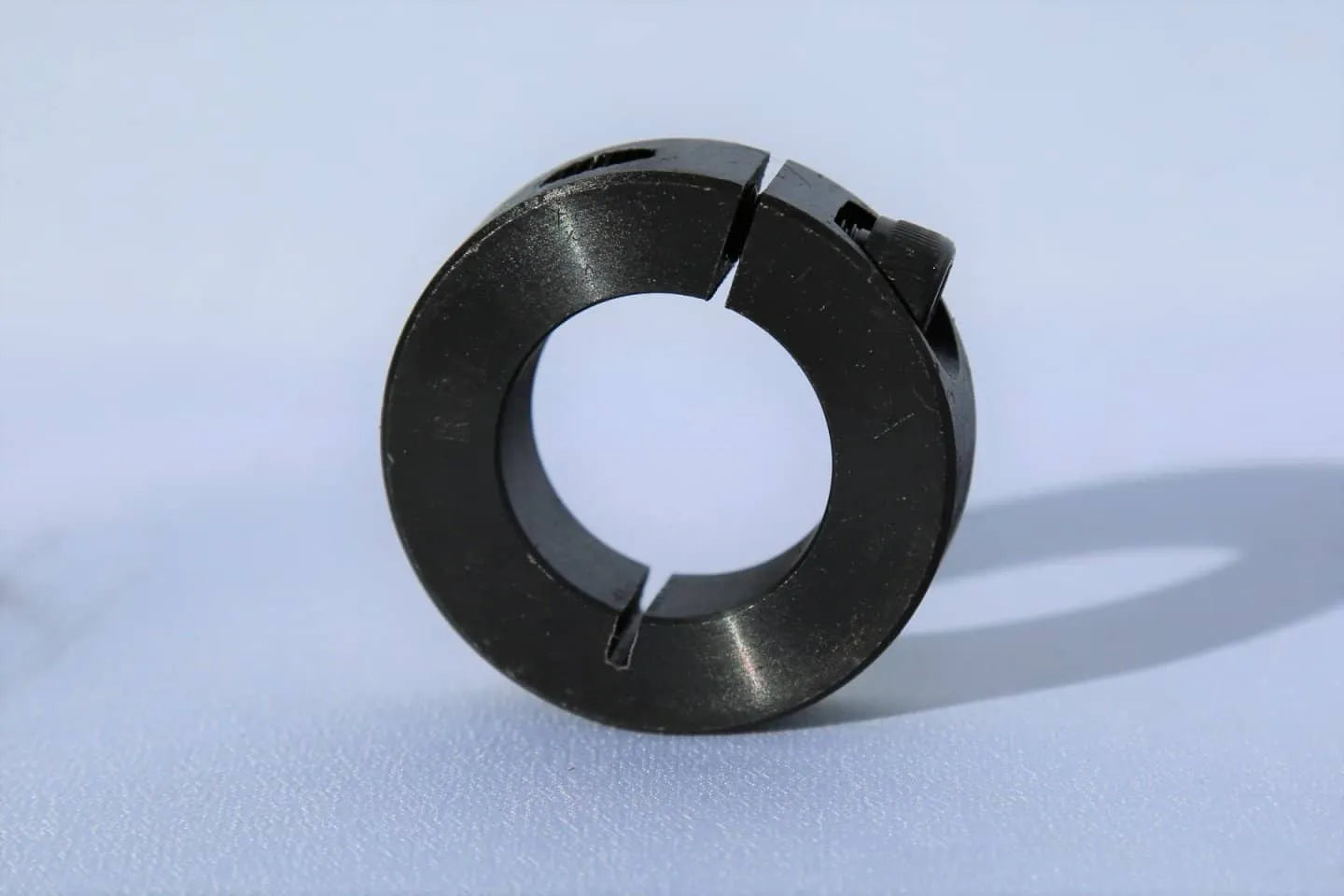 Collier - Collier fendu (1") (pour essieu de roue à bande) (Tous sauf MK4)  