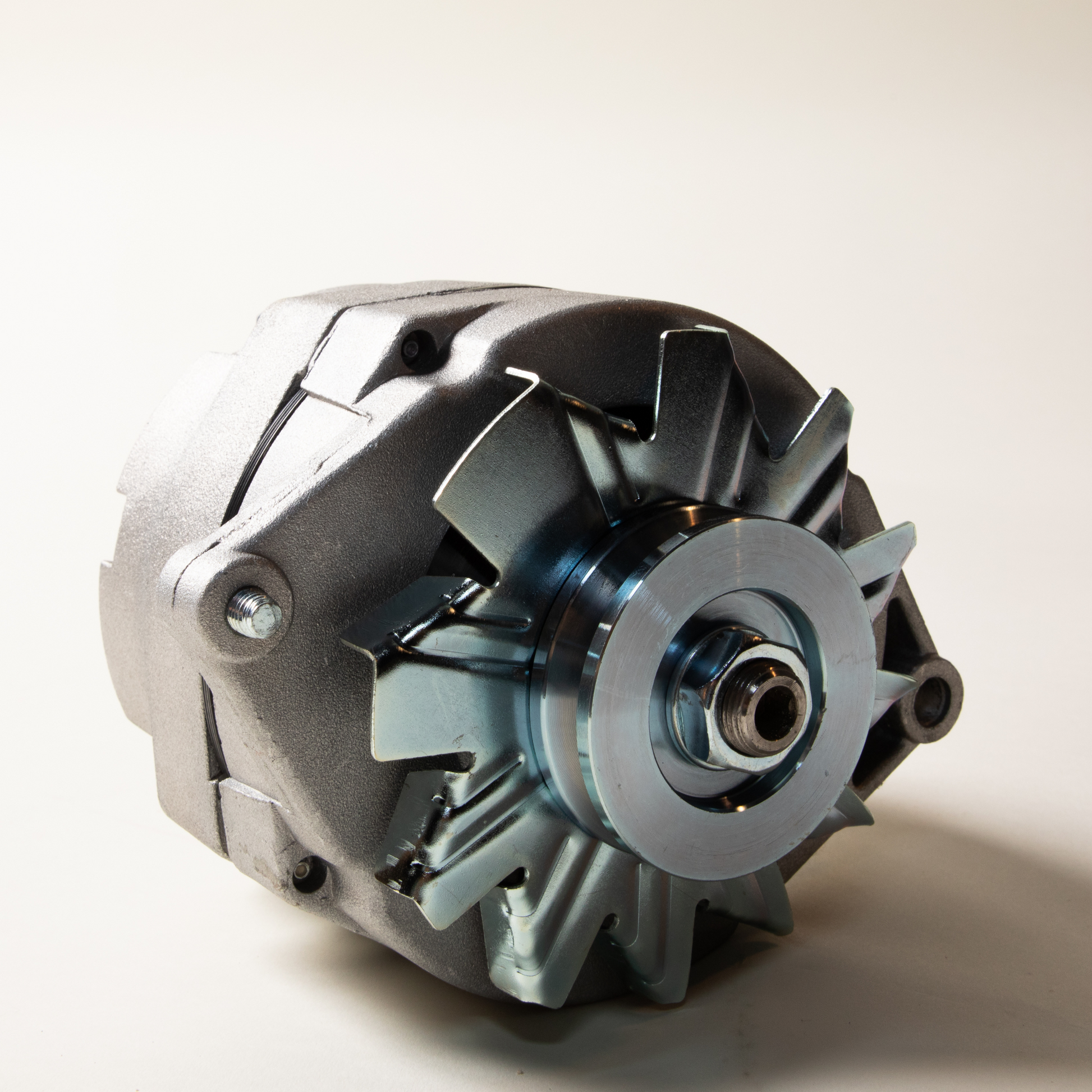 Hydraulic power pack (LM34) - Alternator (c/w belt pulley)