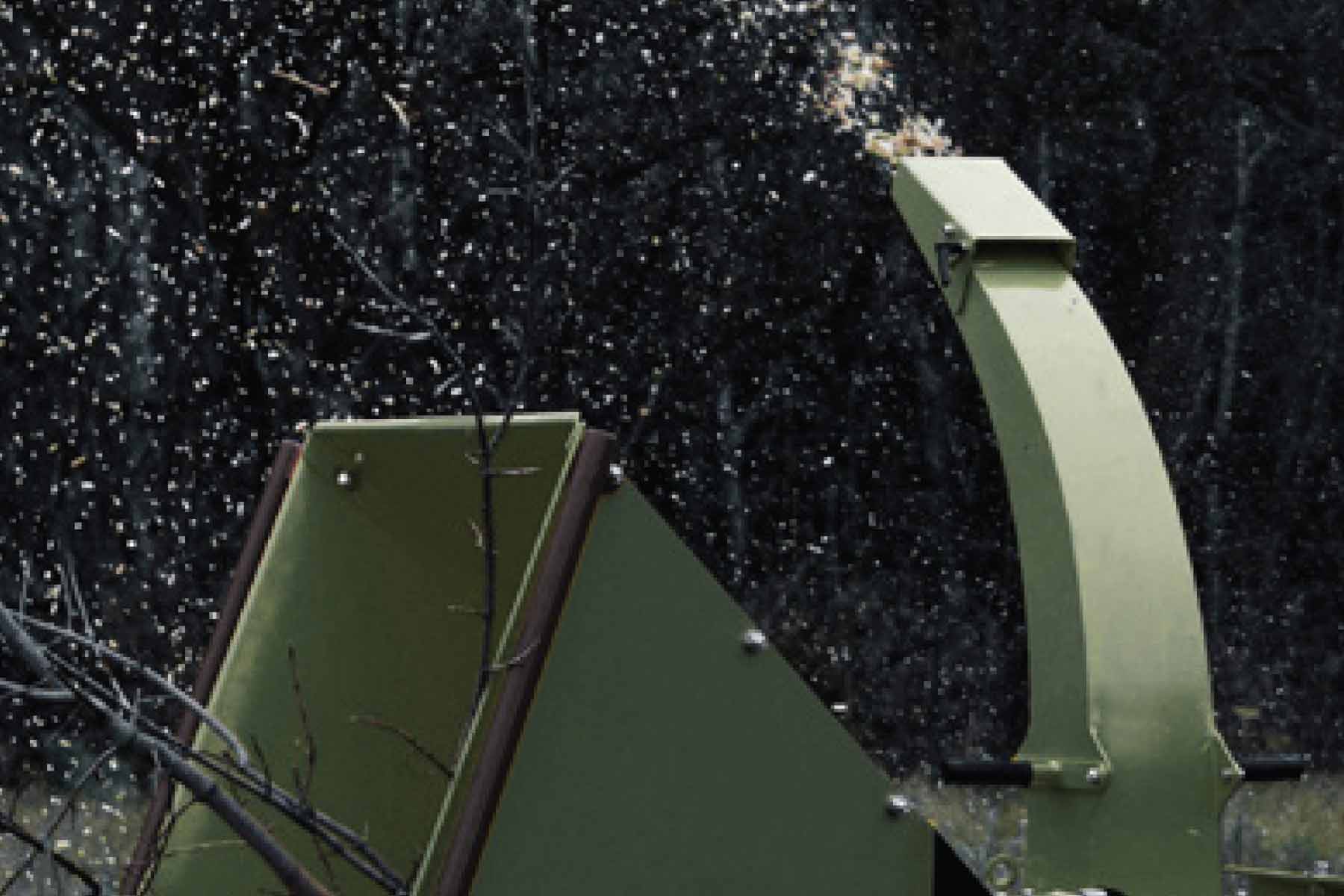 Débroyeur de bois Forestline DH8 PTO 8" avec double alimentation hydraulique