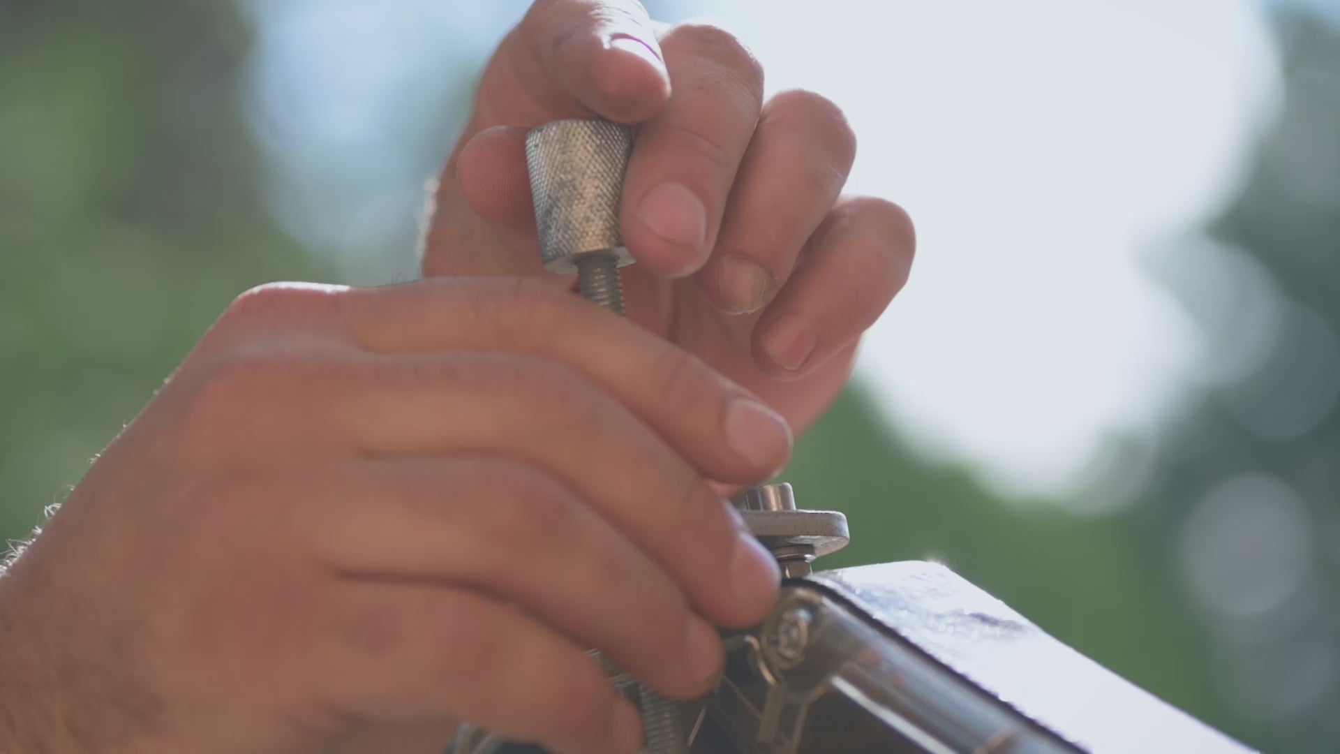 Load video: Sharper, smarter blade solution | Feature